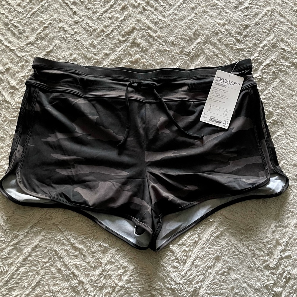 NWT Athleta Freestyle Surge Camo Swim Short L